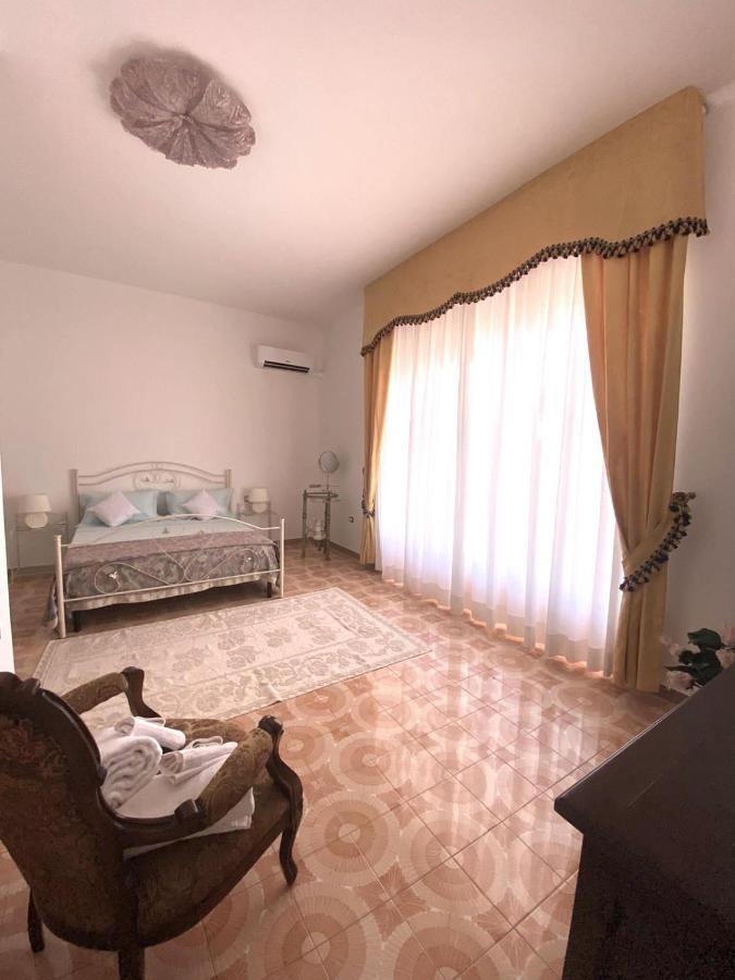 Le Fresie B&B Сант-Антиоко Экстерьер фото