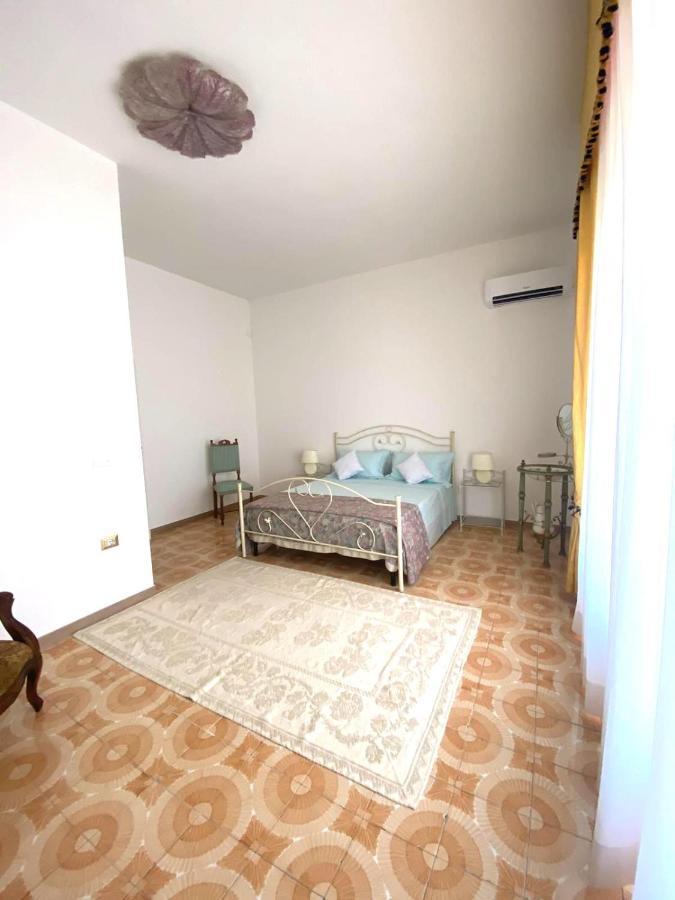 Le Fresie B&B Сант-Антиоко Экстерьер фото